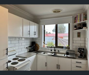 UNIT 7/115 SHAFTESBURY PARADE, Thornbury, Vic 3071 - Photo 4