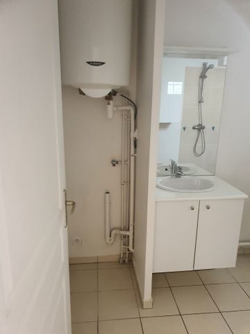 Location Appartement 2 pièces 39m² YERRES 91330 - Photo 4