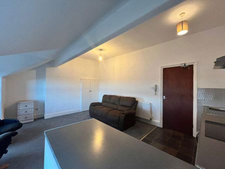 1 bedroom flat to rent - Photo 4