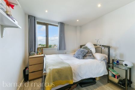 London Road, . - Photo 3