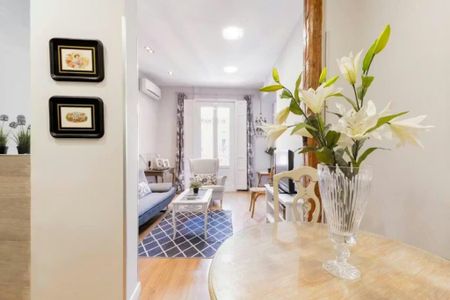 Calle de la Montera, Madrid, Community of Madrid 28013 - Photo 5