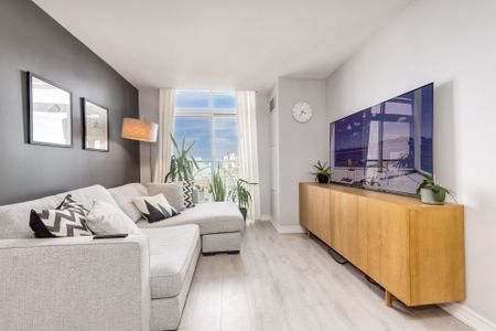 For Lease - 212 Eglinton Avenue Unit# 1510, Toronto, Ontario - Photo 4