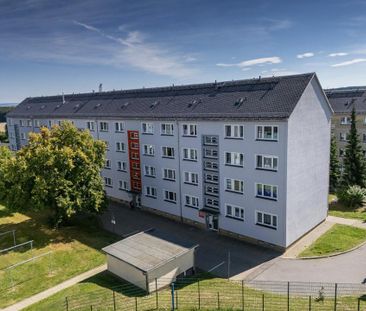 Moderne 3- Raumwohnung mit toller Aussicht und Balkon - Photo 4