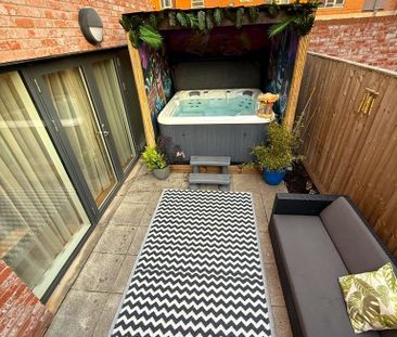 4 bedroom townhouse to rent - Photo 6