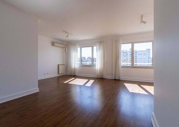 Apartamento T2 em Lisboa