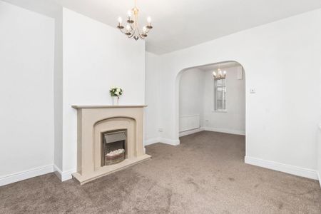 2 bedroom terraced house to rent - Photo 2