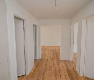 Erstbezug nach Sanierung: Familienwohnung im Zentrum von Oberuzwil - Foto 6