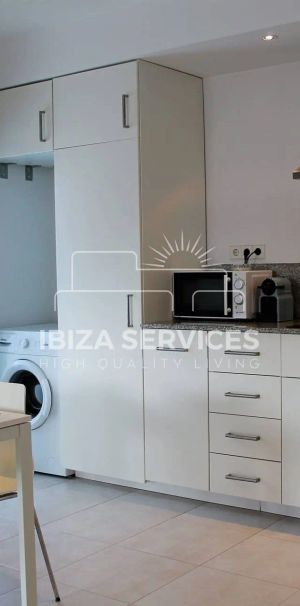 Ibiza center seasonal rental 2 bedroom apartment. - Photo 1