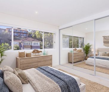 Coastal Living with an Expansive Entertaining Terrace - Photo 2