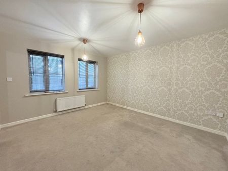 Progress Grove, Huntington, WS12, Property for rent - Photo 2