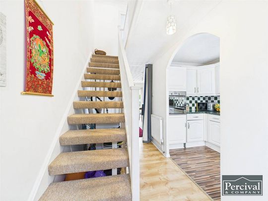2 bedroom end of terrace house to rent - Photo 1