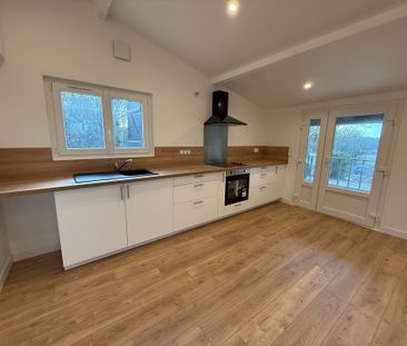 Maison de 60m² avec terrasse, jardin et garage en sous sol sur la c... - Photo 1