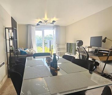 2 bedroom apartment to rent - Photo 3
