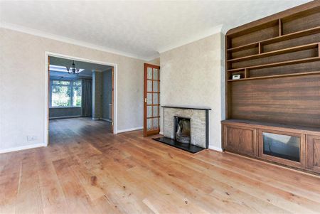 3 bedroom semi-detached house to rent - Photo 2