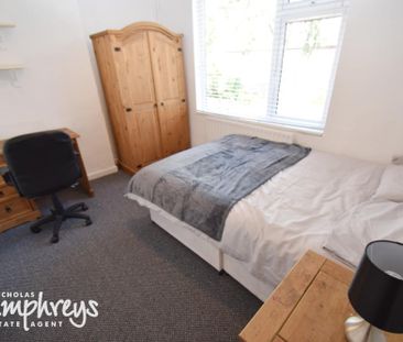 5 bedroom terraced house to rent - Photo 3
