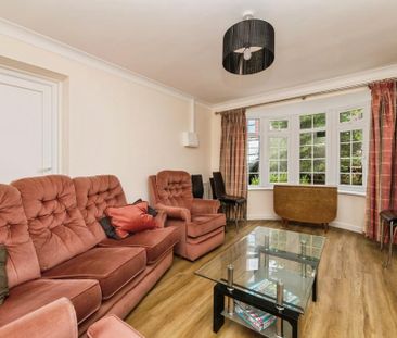 6 bedroom detached house to rent - Photo 1