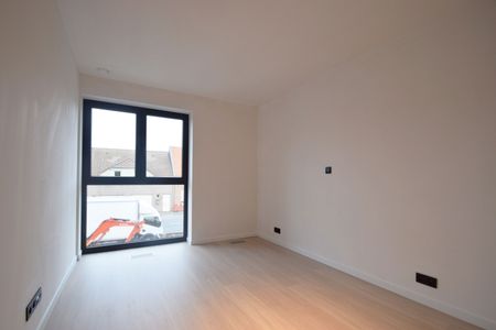 Ruime nieuwbouwwoning met 3 slaapkamers op vlot bereikbare locatie - Foto 2