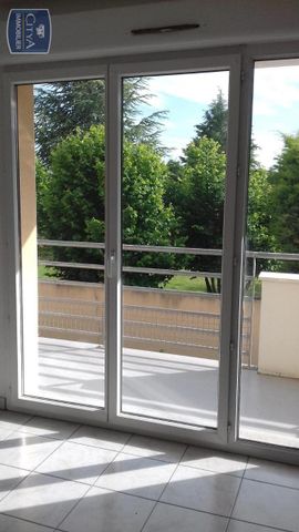 Location Appartement 2 pièces 47m² NEUVILLE DE POITOU 86170 - Photo 4