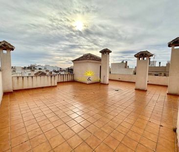 NEW 4 BEDROOM PENTHOUSE WITH SUNROOF FOR RENT IN TORREVIEJA - ALICANTE - Photo 1