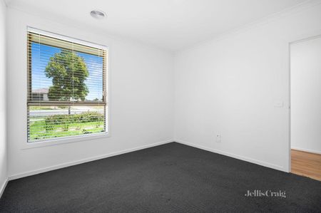 7 Sundance Boulevard, Winter Valley - Photo 4