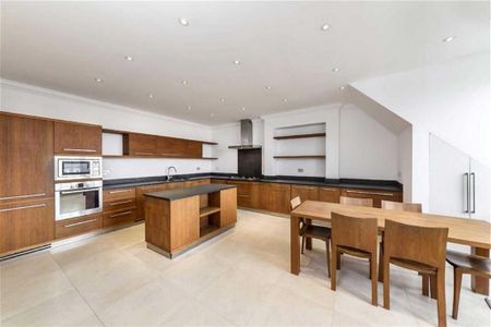 4 bedroom flat to rent - Photo 3