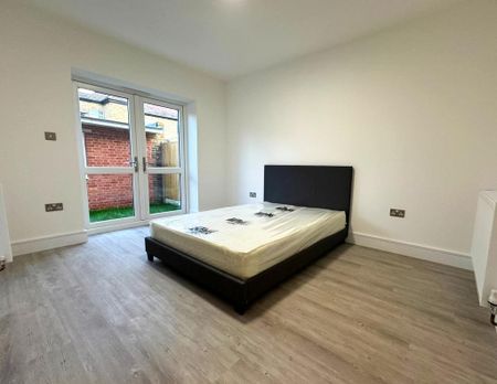 1 bedroom ground floor maisonette to rent - Photo 5