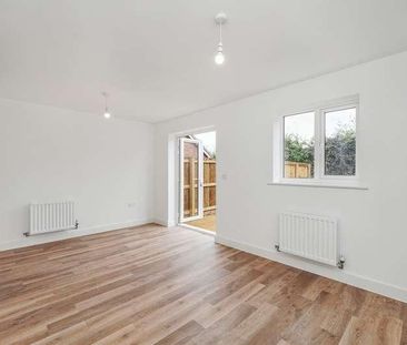 Rowland Way, Exeter, EX2 - Photo 2