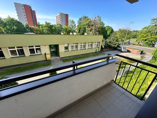 Trzypokojowe mieszkanie w Chorzowie - Photo 1
