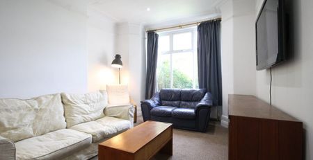 Hanover Square, Woodhouse, Leeds, LS3 1AP - Photo 3