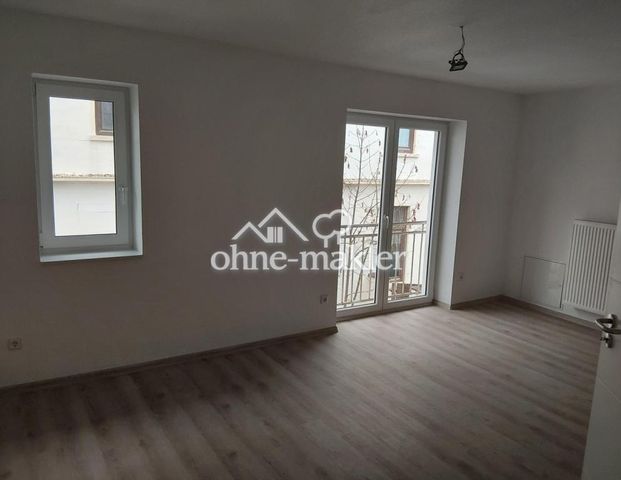 2 Zimmerwohnung, Küche, Bad und Flur, ca 58m2 Teilmöbliert. - Foto 1