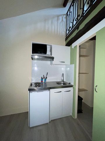 Location Appartement 1 pièce 21m² - Photo 2