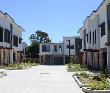 3 Bedroom Townhouse $560/week - Photo 6