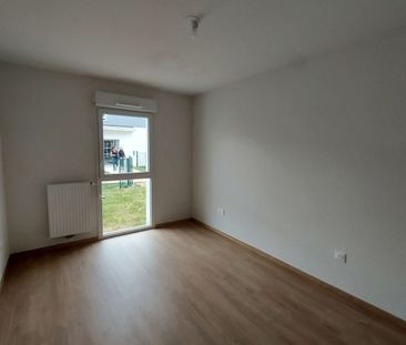 Location Appartement 2 pièces 40m² LA ROCHELLE 17000 - Photo 2
