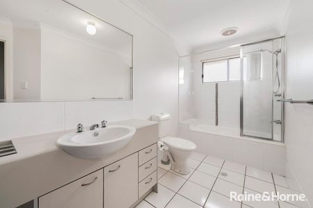 FANTASTIC LOCATION & CONVENIENCE! Heart of North Lakes, 3 Bed 2&1/2 Bath Townhouse, pool&gym - Photo 5