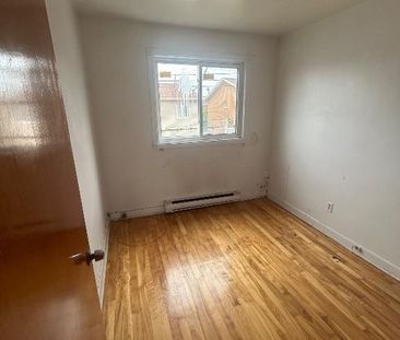 Haut duplex 5 1/2 a anjou - Photo 3
