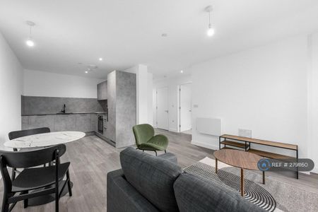 1 bedroom flat to rent - Photo 2