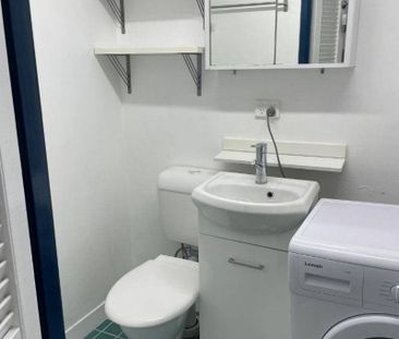 Luxurious, Quiet, Furnished Studio in Education Precinct to Enjoy - Photo 4