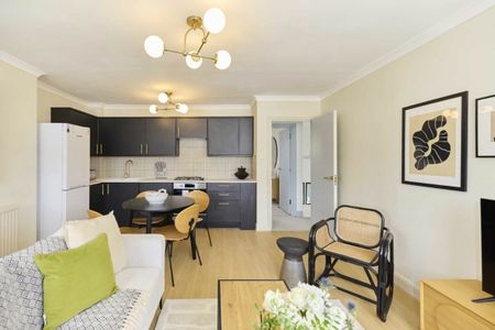 Adolphus Road - Photo 4