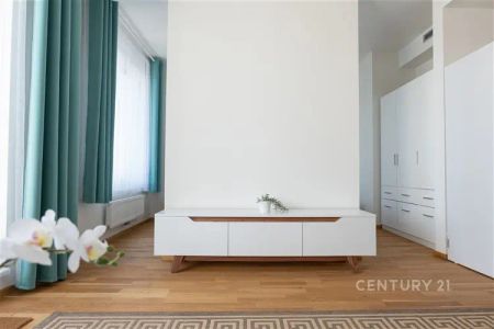 Pronájem luxusního bytu 2+kk v prestižní lokalitě Praha – Vysočany - Fotografie 4