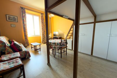 Appartement Cannes 1 pièce(s) 34.07 m2 avec mezzanine - Photo 2