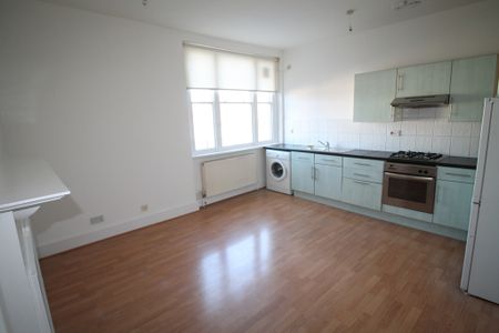 1 bedroom flat to let - Photo 3