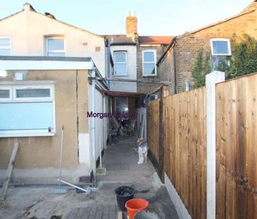 Sherrard Road, Forest Gate, E7 - Photo 2