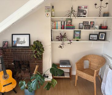 Room in a Shared House, Broomfield Crescent, LS6 - Photo 3