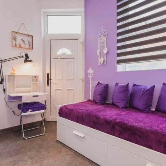 Room in a Shared House, Trent Road, NG2 - Photo 1