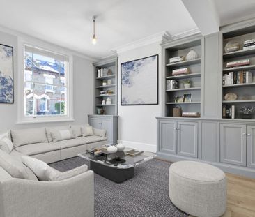 2 bedroom terraced house to rent - Photo 2