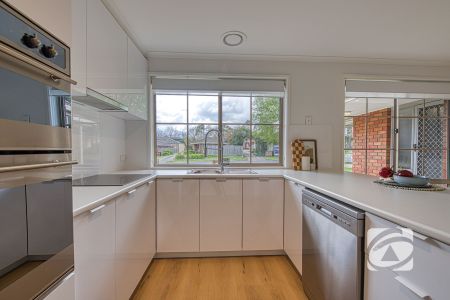 FRESHLY RENOVATED IN BERWICK - Photo 4