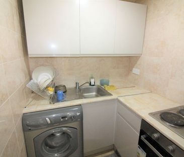 St Thomas Road, Ground Floor Flat, Preston - Photo 2