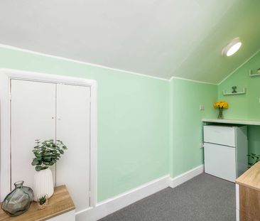 🏡 A Hidden Gem in Hinckley – Your New Home Base Awaits! - Photo 5