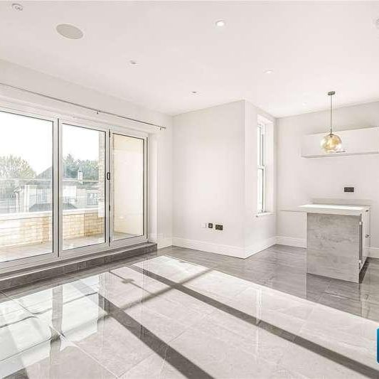 Rowantree Road, Enfield, EN2 - Photo 1