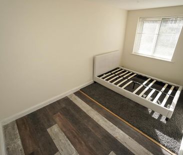 4 bedroom detached house to rent - Photo 4